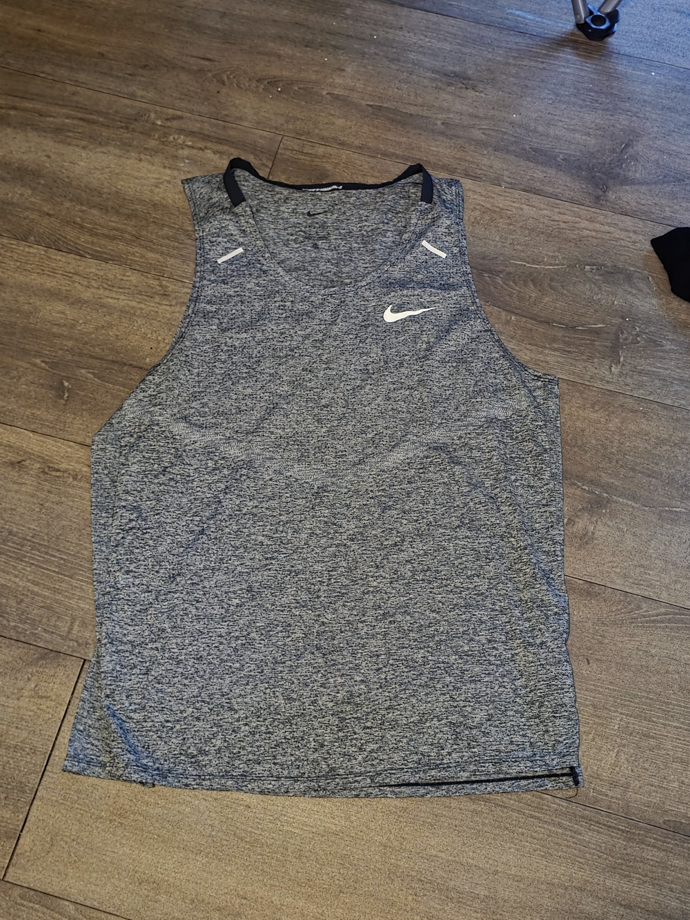 Nike Heathered Gray Performance Tank Top